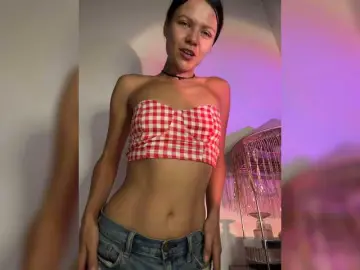 Malisha8  live sex cam