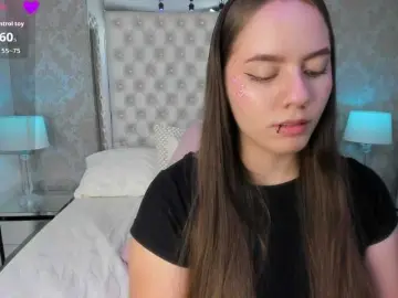 MilaClark  live sex cam