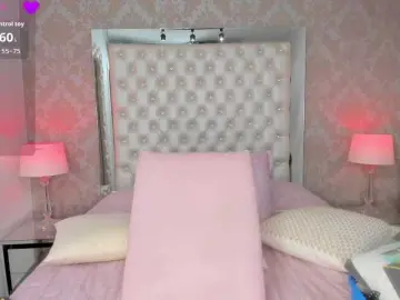 MilaClark  live sex cam