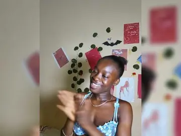 Nadama  live sex cam