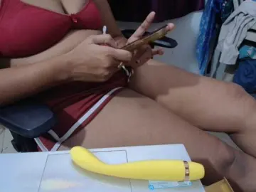 ShruthiIndian56  live sex cam