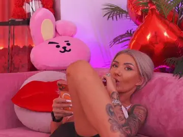 TheFallingAngel  live sex cam