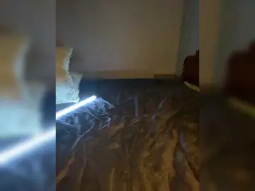 Wallis  live sex cam