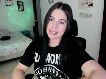 Giorivera  live sex cam