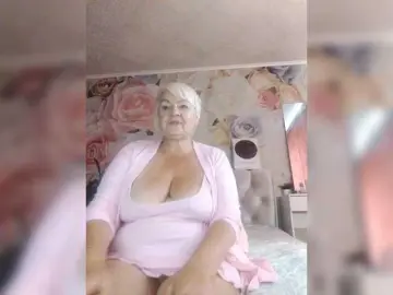 Laura-milf  live sex cam