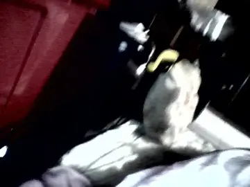 Queenybabe69  live sex cam