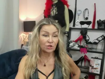 Soft-crystal  live sex cam