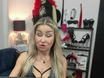 Soft-crystal  live sex cam