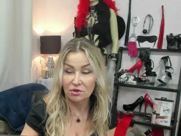 Soft-crystal  live sex cam