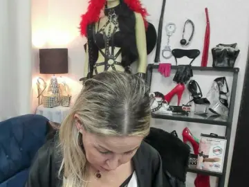 Soft-crystal  live sex cam