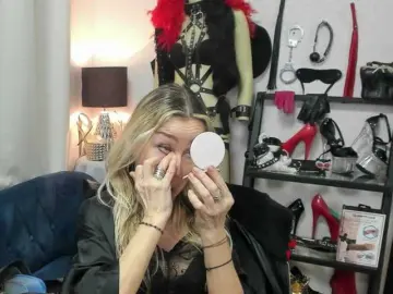 Soft-crystal  live sex cam