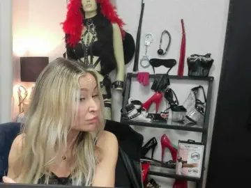 Soft-crystal  live sex cam