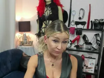 Soft-crystal  live sex cam