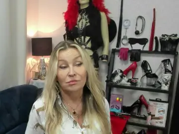 Soft-crystal  live sex cam