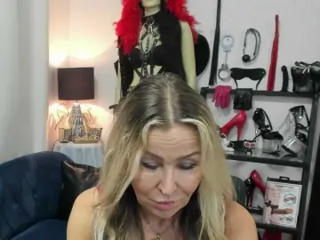 Soft-crystal  live sex cam