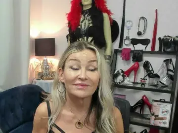 Soft-crystal  live sex cam