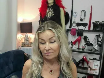 Soft-crystal  live sex cam