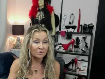Soft-crystal  live sex cam