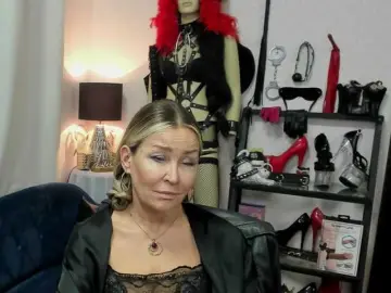 Soft-crystal  live sex cam