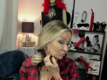 Soft-crystal  live sex cam