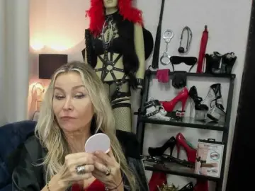 Soft-crystal  live sex cam