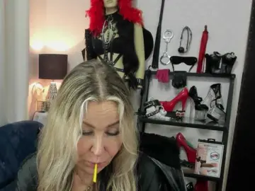 Soft-crystal  live sex cam