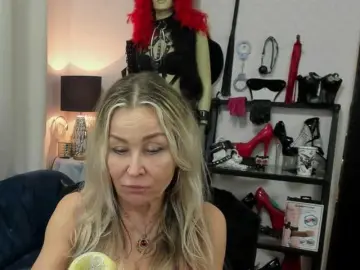 Soft-crystal  live sex cam