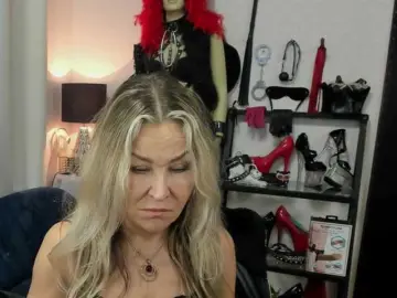 Soft-crystal  live sex cam