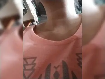 Aliceyu  live sex cam