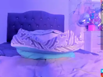 Alysson-18  live sex cam