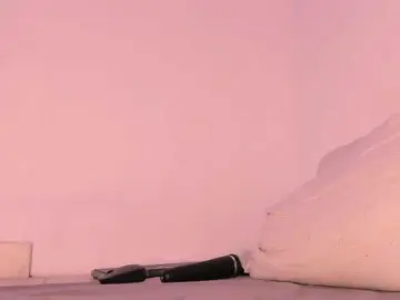 Alysson-18  live sex cam