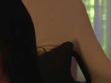 DrammaQueennnn  live sex cam