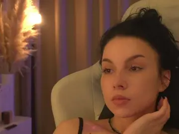 DrammaQueennnn  live sex cam