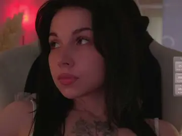 DrammaQueennnn  live sex cam