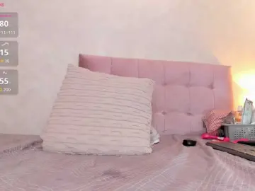 Kimiekaboom  live sex cam