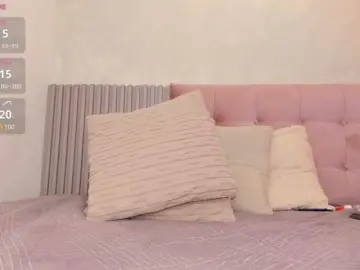Kimiekaboom  live sex cam