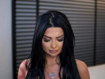 KylieKroft  live sex cam