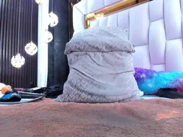 SarayRoyse  live sex cam