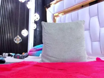 SarayRoyse  live sex cam