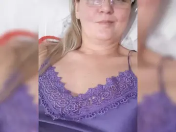 SexiestJess45  live sex cam