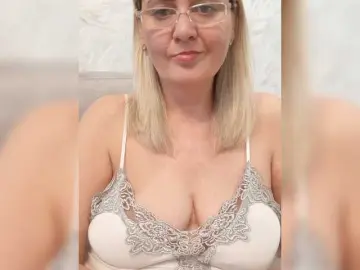 SexiestJess45  live sex cam