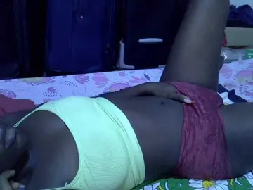 Alora-skylar  live sex cam