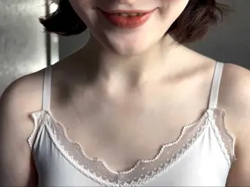 KittyNolick  live sex cam
