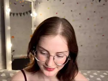 KittyNolick  live sex cam