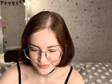 KittyNolick  live sex cam
