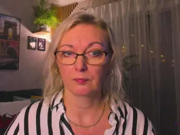 SoftVANESSA  live sex cam