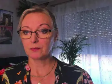 SoftVANESSA  live sex cam