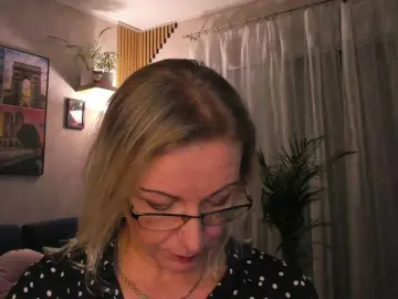 SoftVANESSA  live sex cam