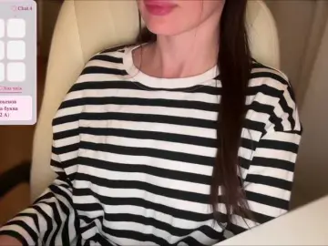 Emishy  live sex cam