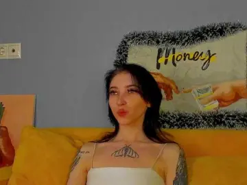 Ellen-Hops  live sex cam